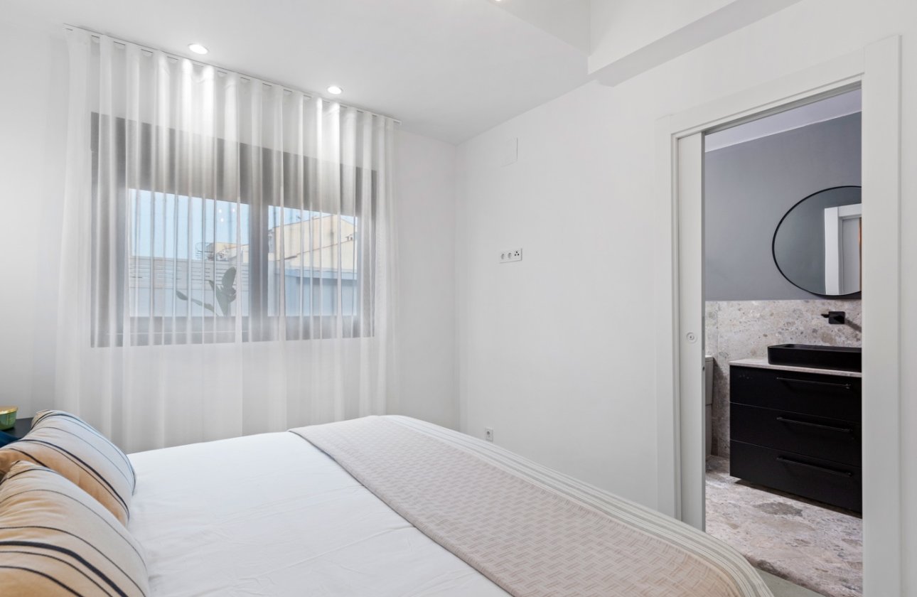 Revente - Villa - Torrevieja - El Chaparral