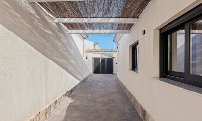 Revente - Villa - Torrevieja - El Chaparral