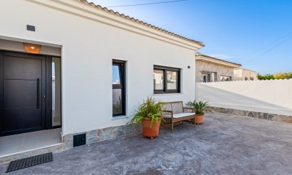 Revente - Villa - Torrevieja - El Chaparral