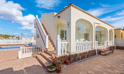 Revente - Villa - Torrevieja - Los Balcones