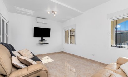 Revente - Villa - Torrevieja - Los Balcones
