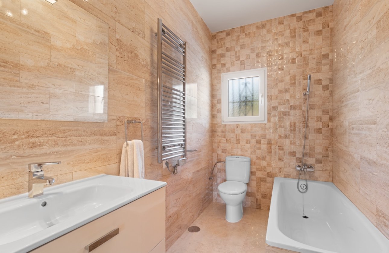 Revente - Villa - Torrevieja - Los Balcones