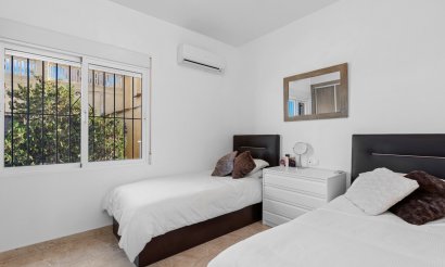 Revente - Villa - Torrevieja - Los Balcones