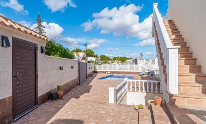 Revente - Villa - Torrevieja - Los Balcones