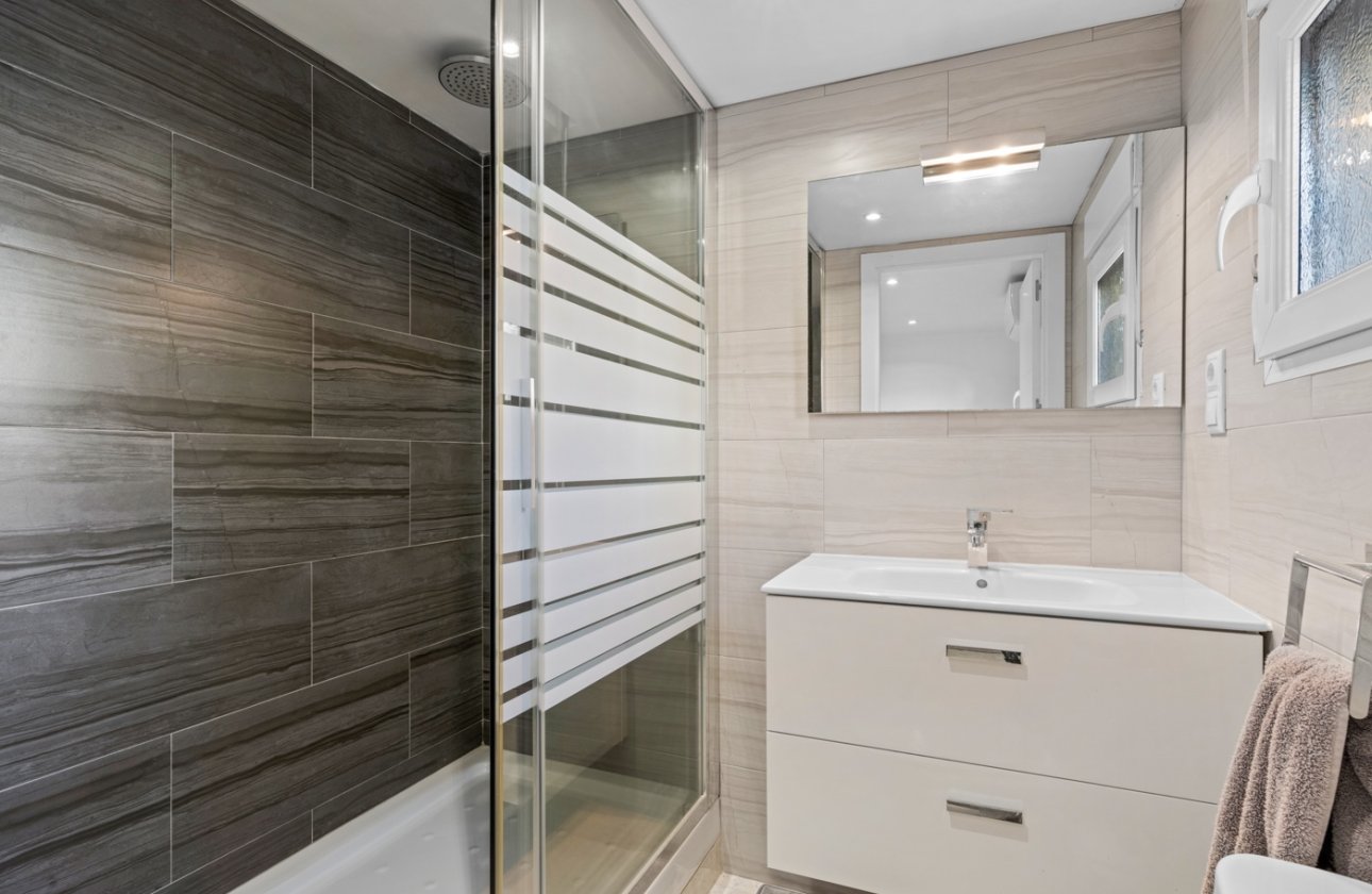 Revente - Villa - Torrevieja - Los Balcones