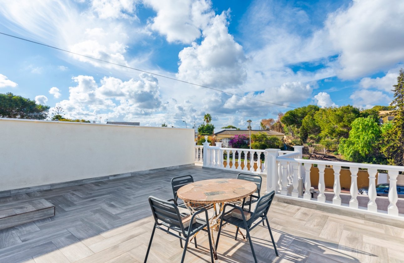 Revente - Villa - Torrevieja - Los Balcones