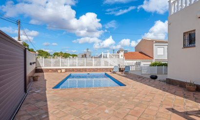 Revente - Villa - Torrevieja - Los Balcones