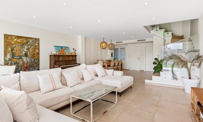 Resale - Townhouse - San Juan Alicante