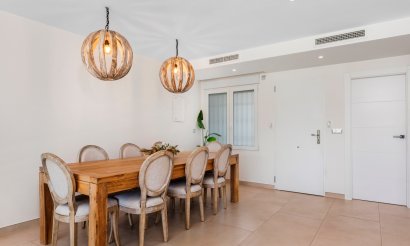 Resale - Townhouse - San Juan Alicante