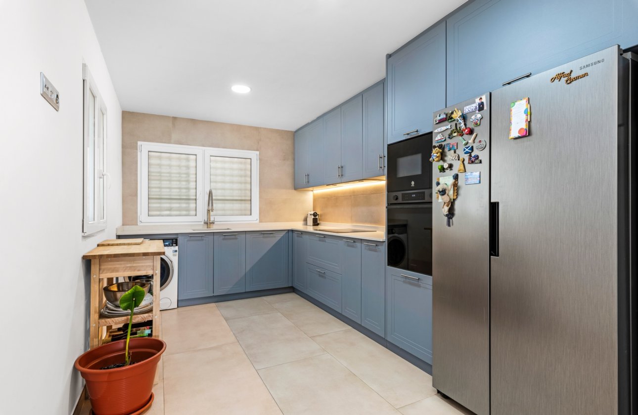 Resale - Townhouse - San Juan Alicante
