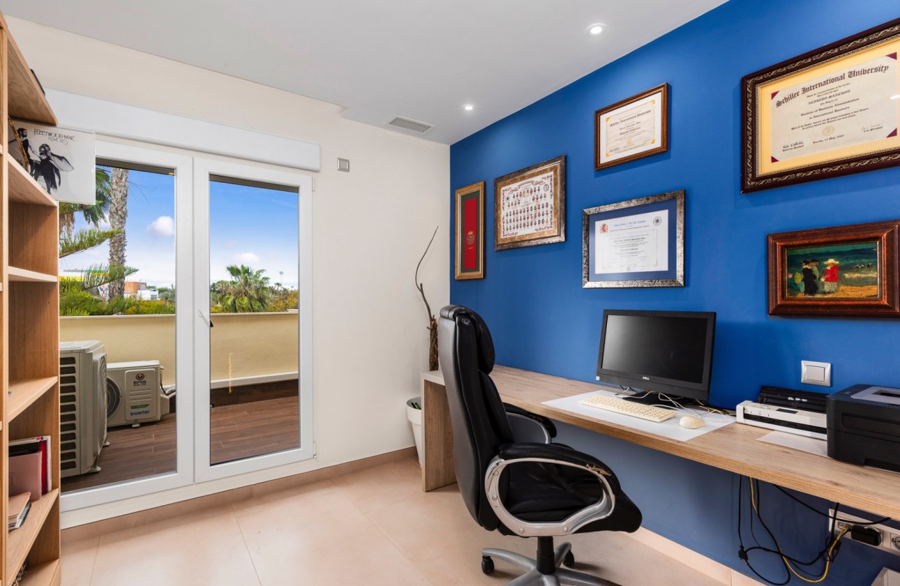 Resale - Townhouse - San Juan Alicante