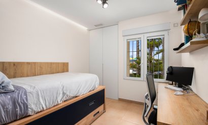 Resale - Townhouse - San Juan Alicante