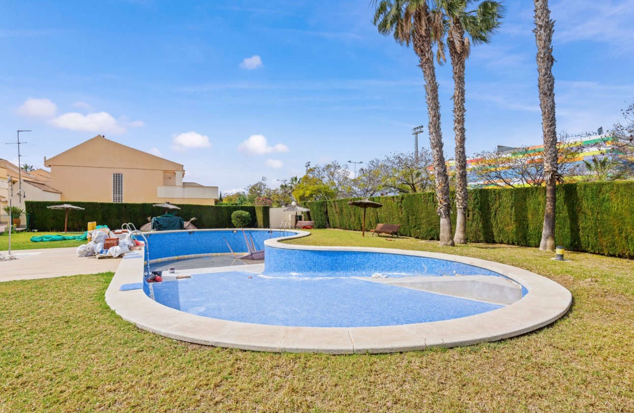 Resale - Townhouse - San Juan Alicante