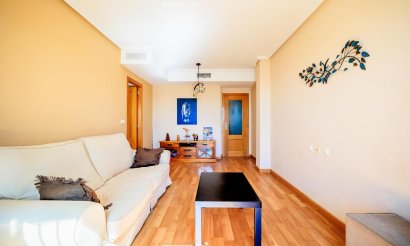 Resale - Apartment / flat - Torrevieja - Centro