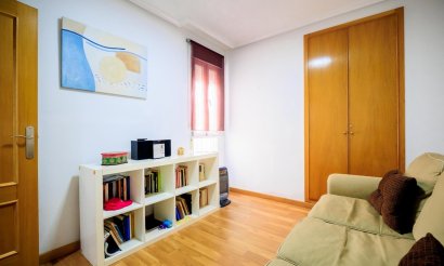 Resale - Apartment / flat - Torrevieja - Centro