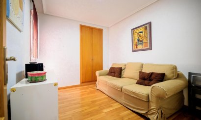 Resale - Apartment / flat - Torrevieja - Centro