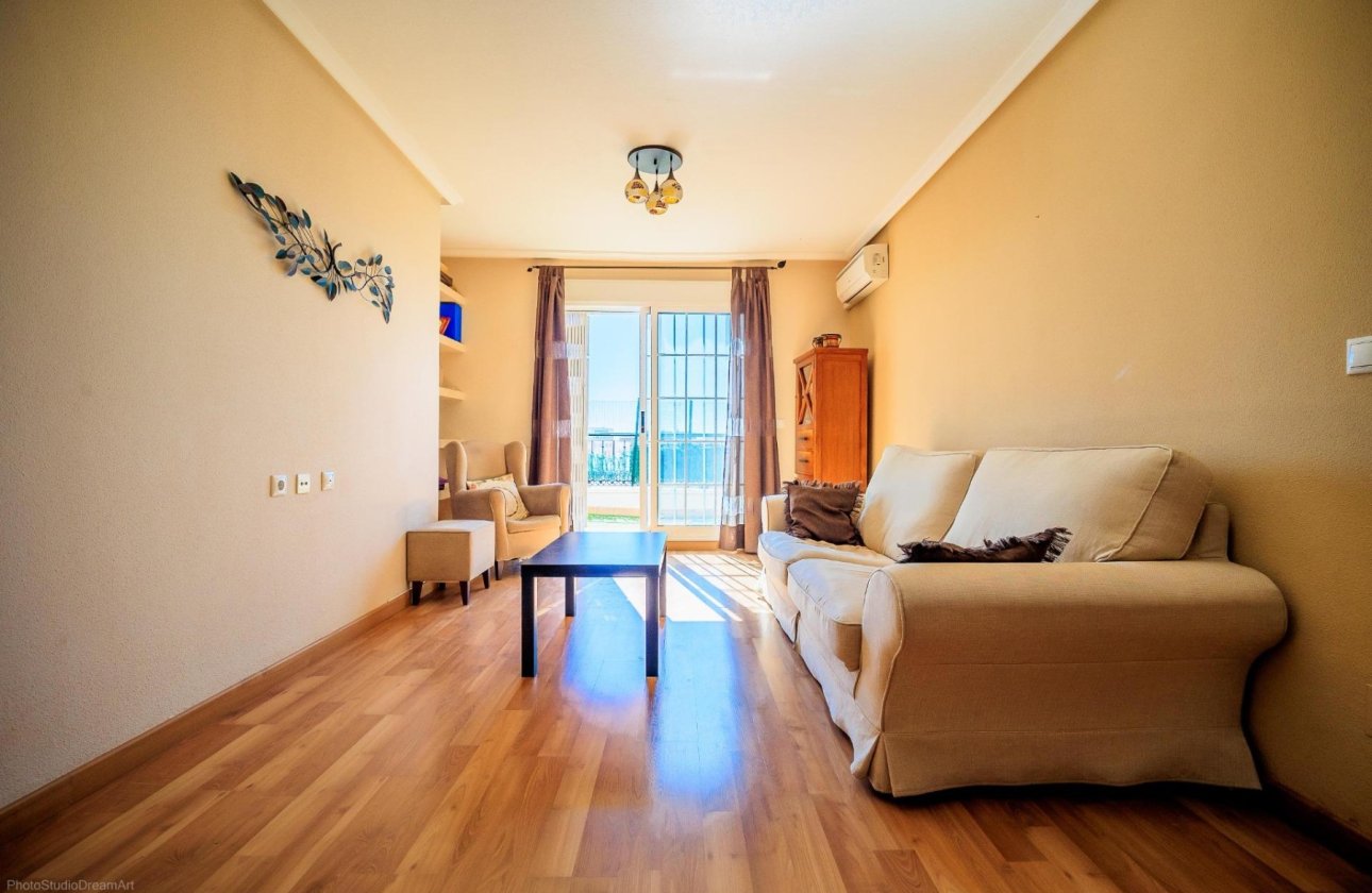 Resale - Apartment / flat - Torrevieja - Centro