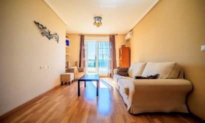Resale - Apartment / flat - Torrevieja - Centro