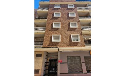 Resale - Apartment / flat - Torrevieja - Centro