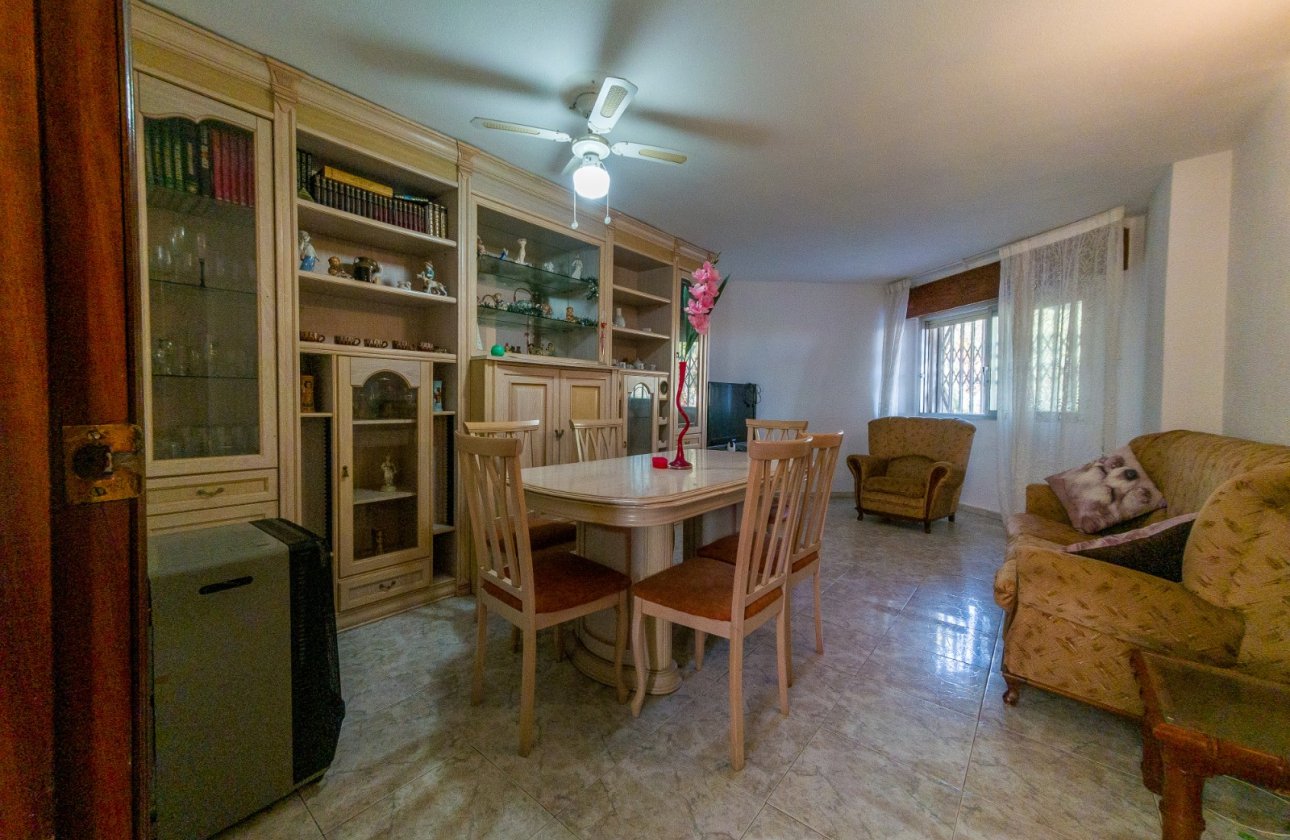 Resale - Apartment / flat - Torrevieja - El Acequión - Los Náufragos