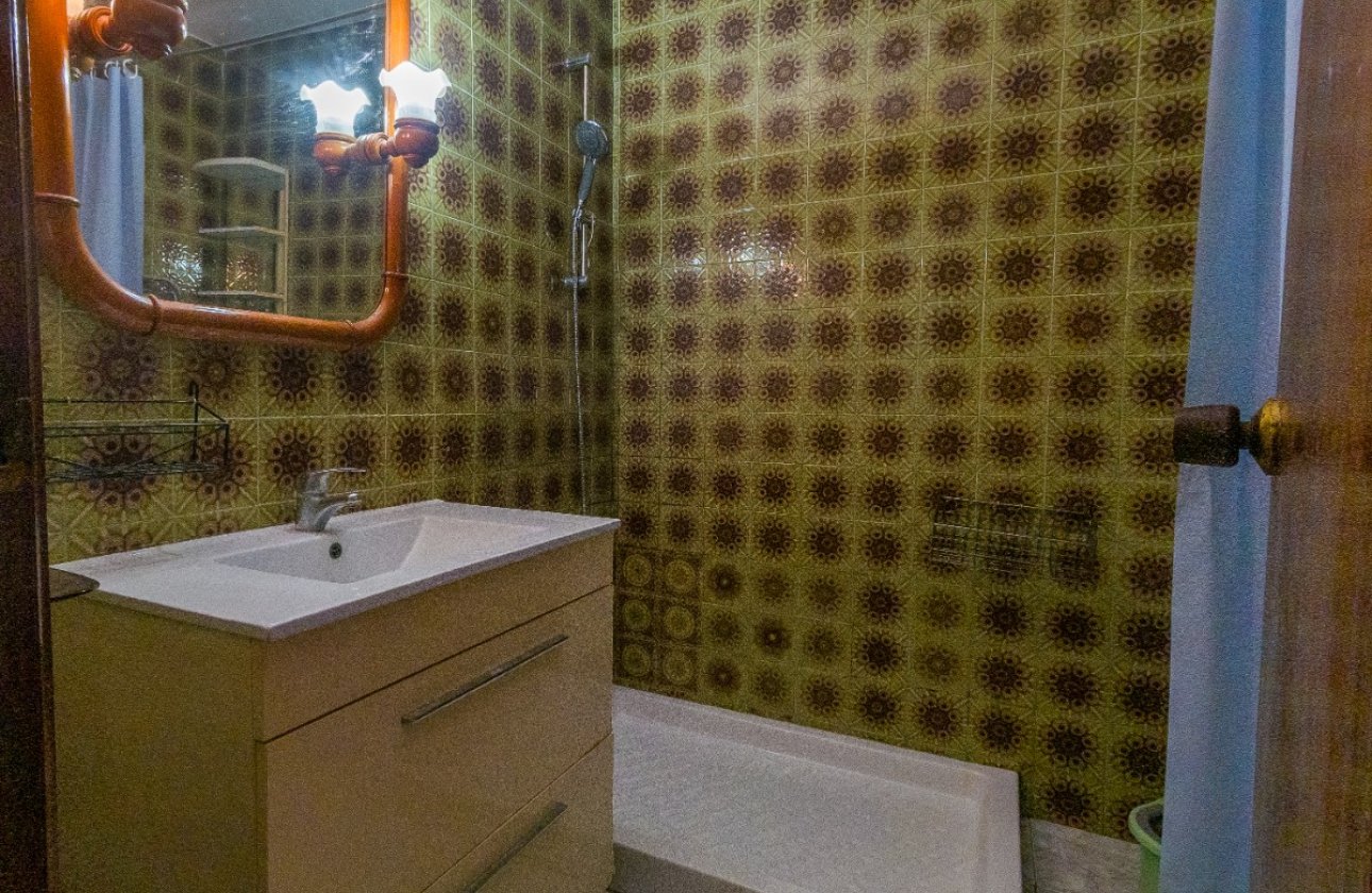 Resale - Apartment / flat - Torrevieja - El Acequión - Los Náufragos