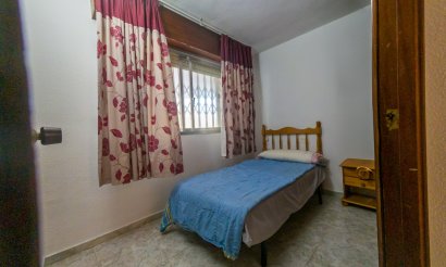 Resale - Apartment / flat - Torrevieja - El Acequión - Los Náufragos