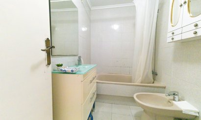 Reventa - Apartamento / piso - Torrevieja - Playa de los Locos