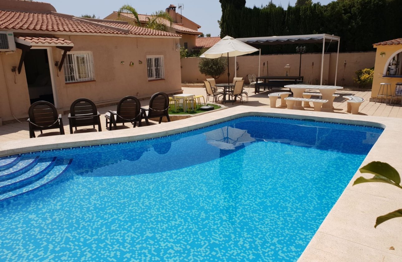 Reventa - Villa - Alfas del Pí - Urbanizaciones