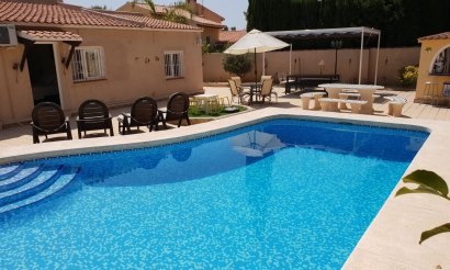 Reventa - Villa - Alfas del Pí - Urbanizaciones
