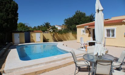 Reventa - Villa - Alfas del Pí - Urbanizaciones