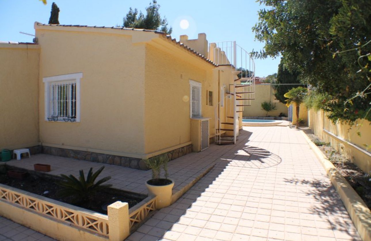 Reventa - Villa - Alfas del Pí - Urbanizaciones