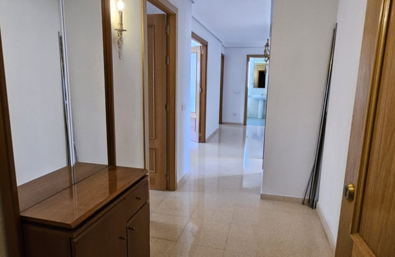 Reventa - Apartamento / piso - Benidorm - Juzgados