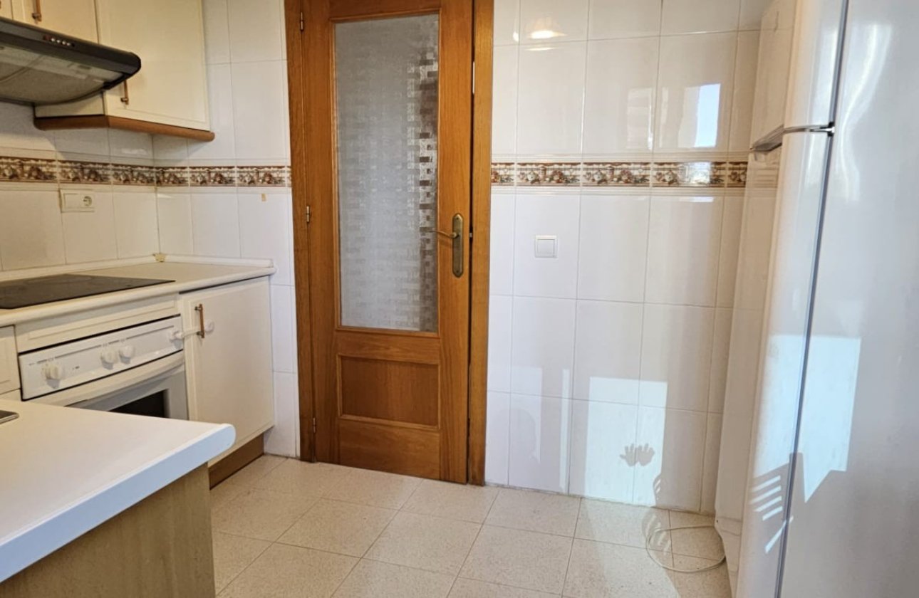 Reventa - Apartamento / piso - Benidorm - Juzgados