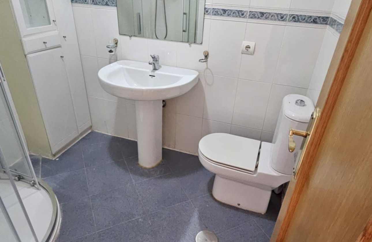 Reventa - Apartamento / piso - Benidorm - Juzgados