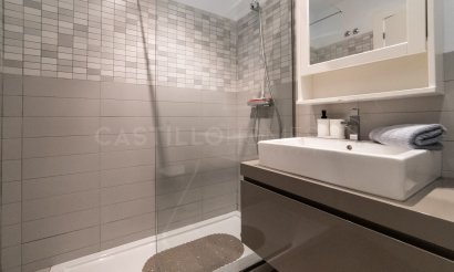 Resale - Apartment / flat - Orihuela Costa - Villamartín