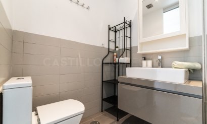 Resale - Apartment / flat - Orihuela Costa - Villamartín