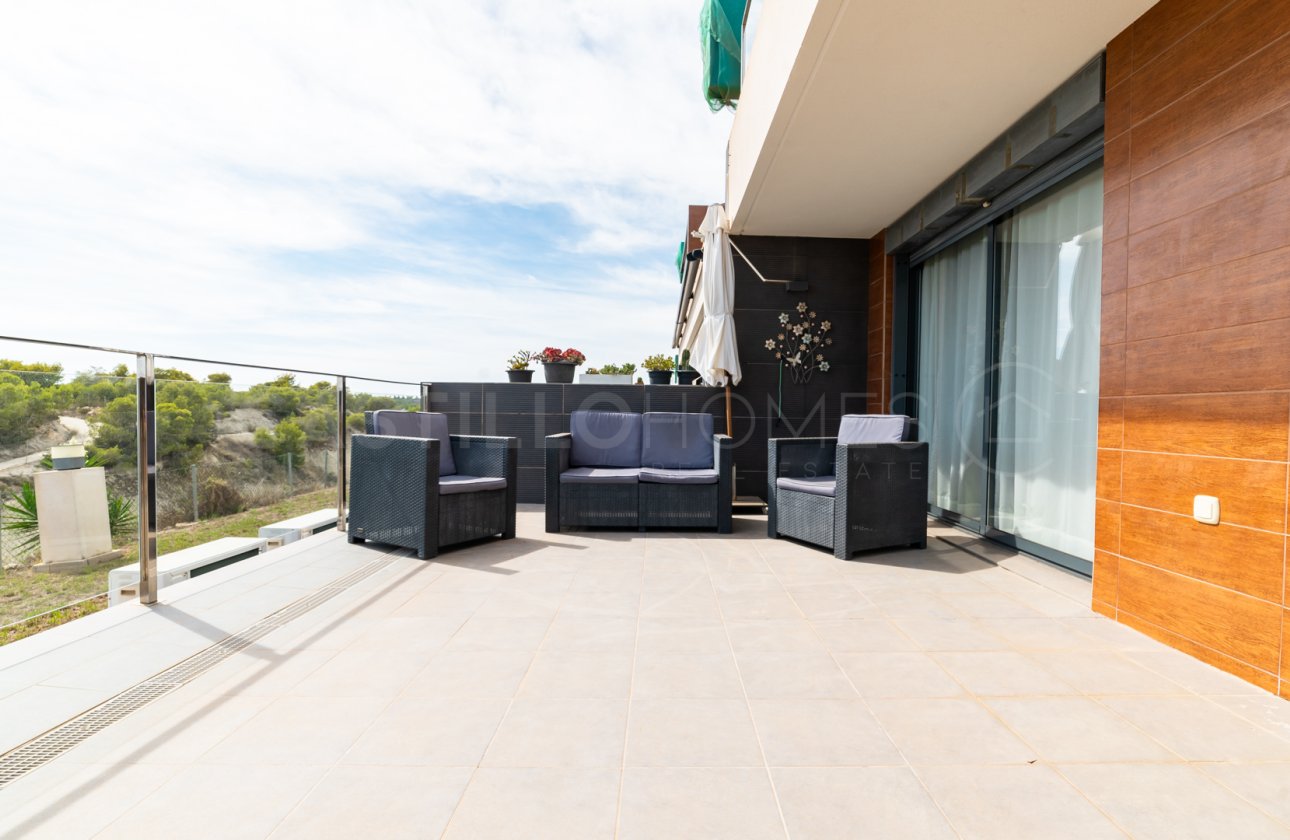 Resale - Apartment / flat - Orihuela Costa - Villamartín