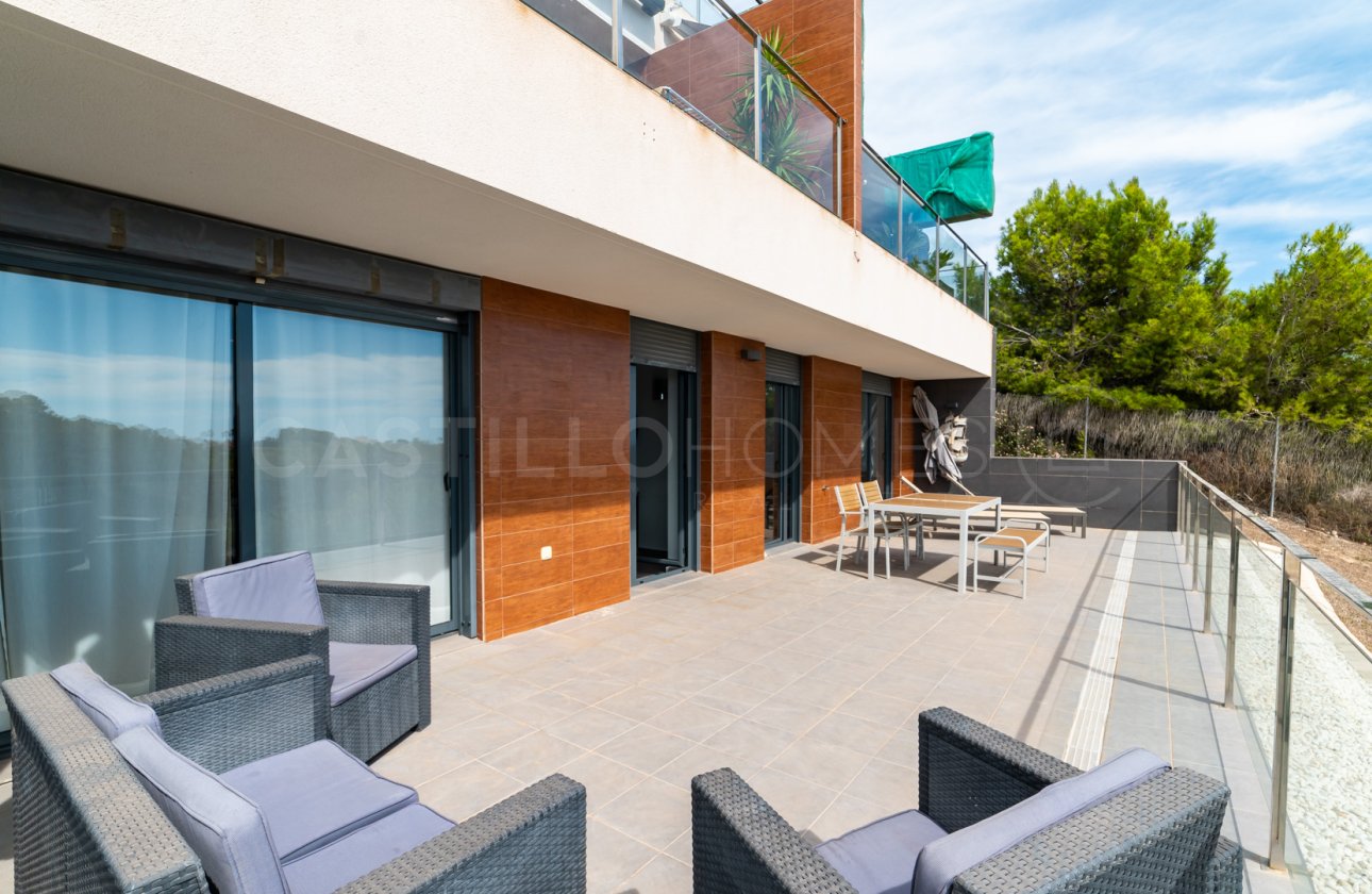 Resale - Apartment / flat - Orihuela Costa - Villamartín