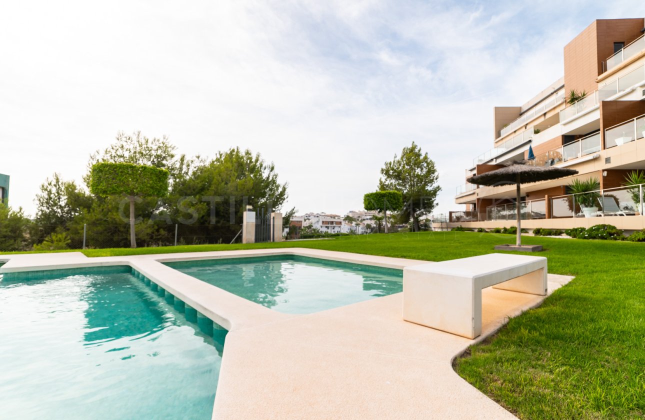 Resale - Apartment / flat - Orihuela Costa - Villamartín