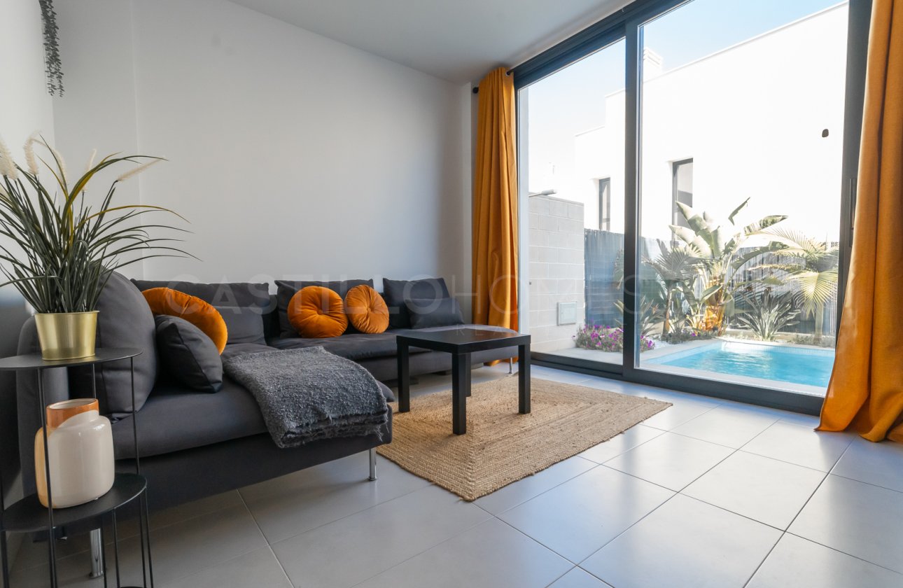 Revente - Villa - Orihuela Costa - Villamartín
