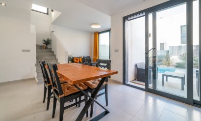 Revente - Villa - Orihuela Costa - Villamartín