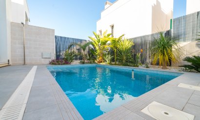 Revente - Villa - Orihuela Costa - Villamartín