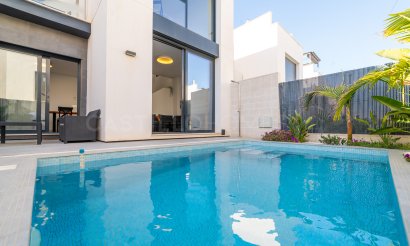 Revente - Villa - Orihuela Costa - Villamartín