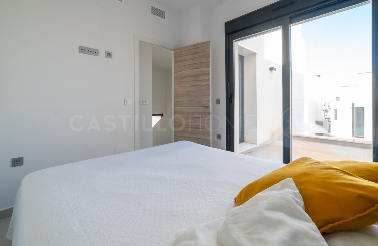 Revente - Villa - Orihuela Costa - Villamartín