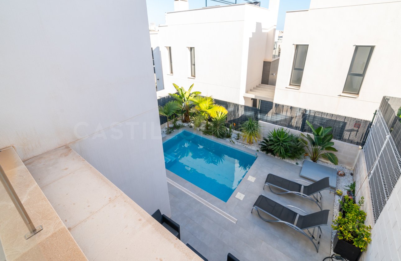 Revente - Villa - Orihuela Costa - Villamartín