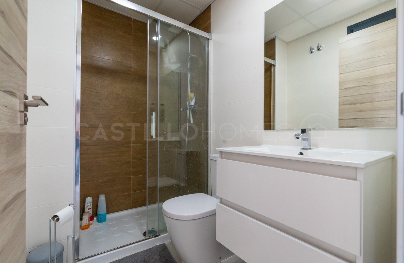 Revente - Villa - Orihuela Costa - Villamartín