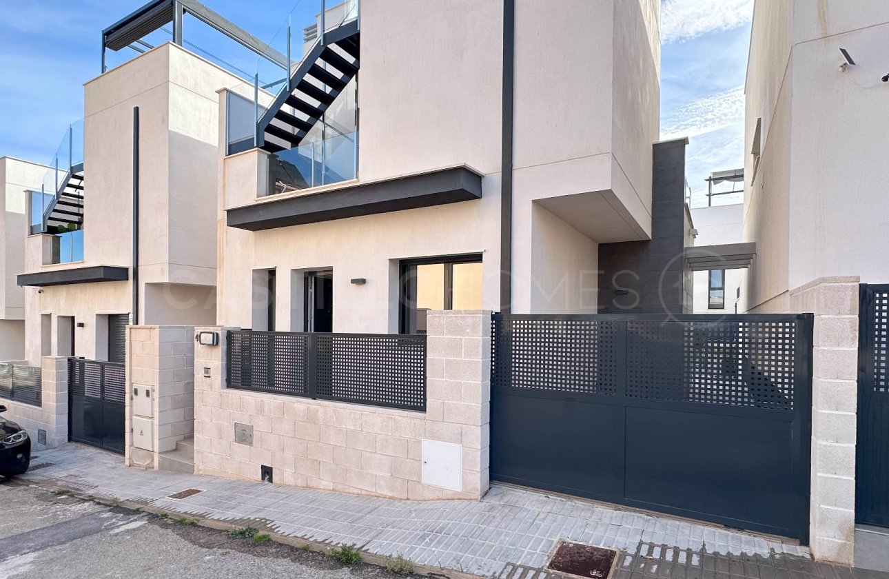 Revente - Villa - Orihuela Costa - Villamartín