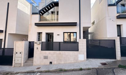 Revente - Villa - Orihuela Costa - Villamartín