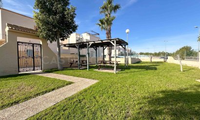 Revente - Villa - Orihuela Costa - Villamartín