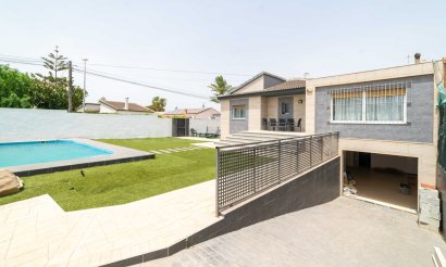 Revente - Villa - Torrevieja - Los Balcones - Los Altos del Edén